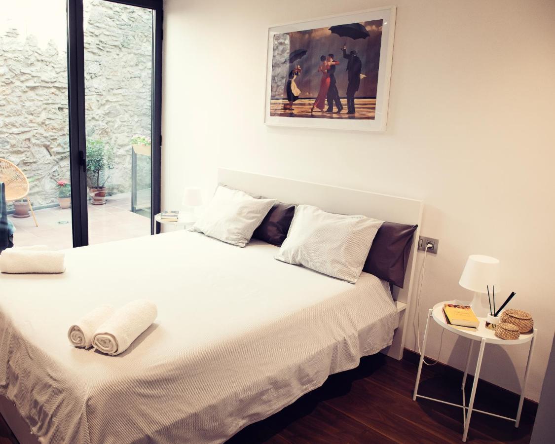 The Riverside Lodge Cozy And Spacious Apartment Херона Екстериор снимка